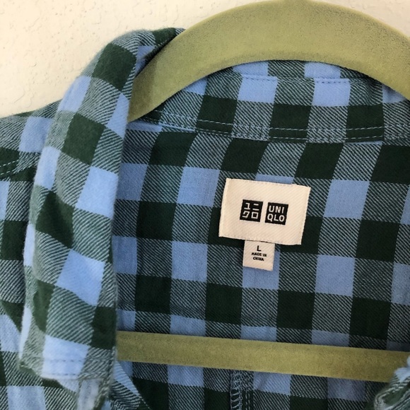 NWOT Uniqlo Blue Green Flannel Size L - Picture 3 of 6